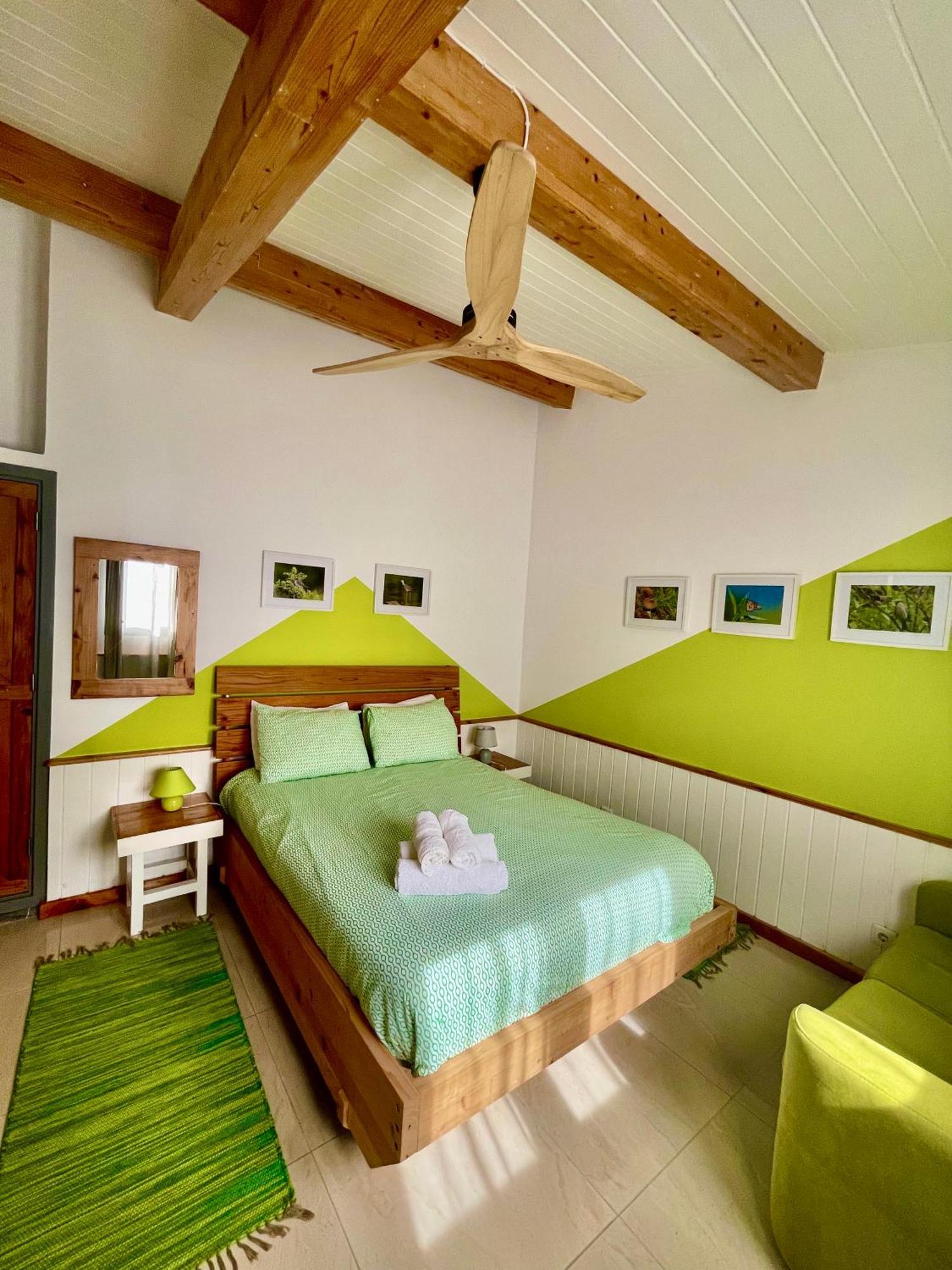 Villa Sea Roots "Garden Zone " Mosteiros  Esterno foto